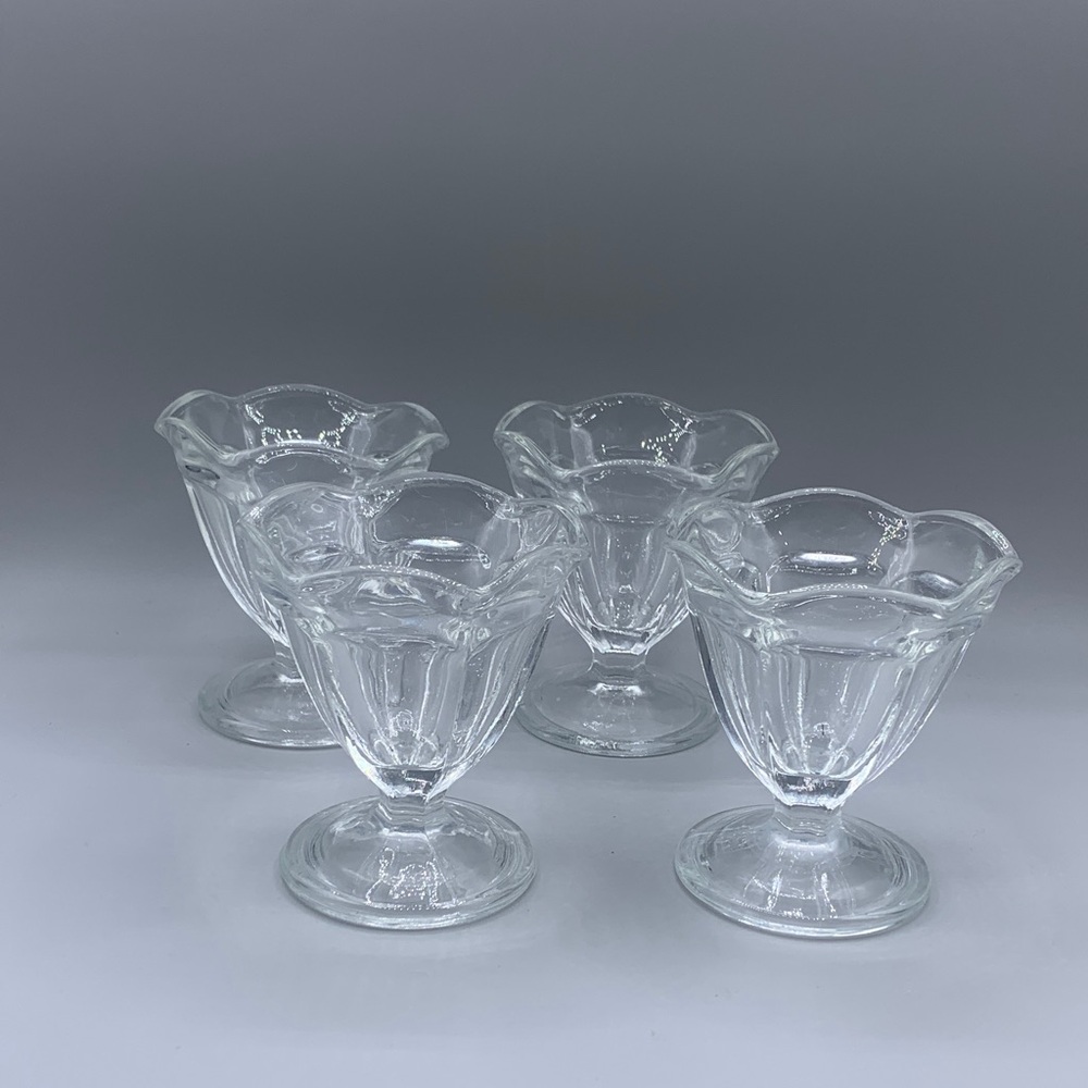 Four Vintage Footed Sherbet Dessert Pressed Clear Glass Ice Cream Sundae Bowls